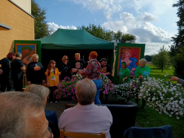 Ropažu amatierteātris "Dille"